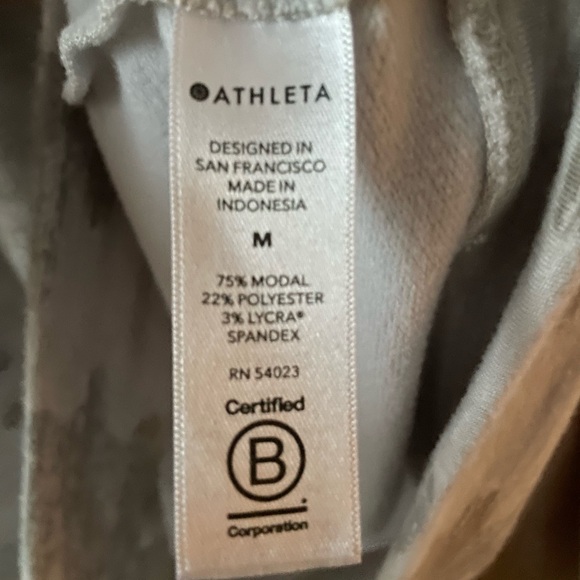 ATHLETA Pure Luxe Gray Camo Printed Sweatshirt, Size M - Picture 5 of 5